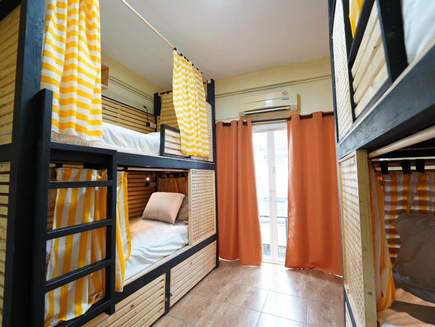 Auberge de jeunesse Ez Sleep @ Ratchada 19 à Bangkok Extérieur photo