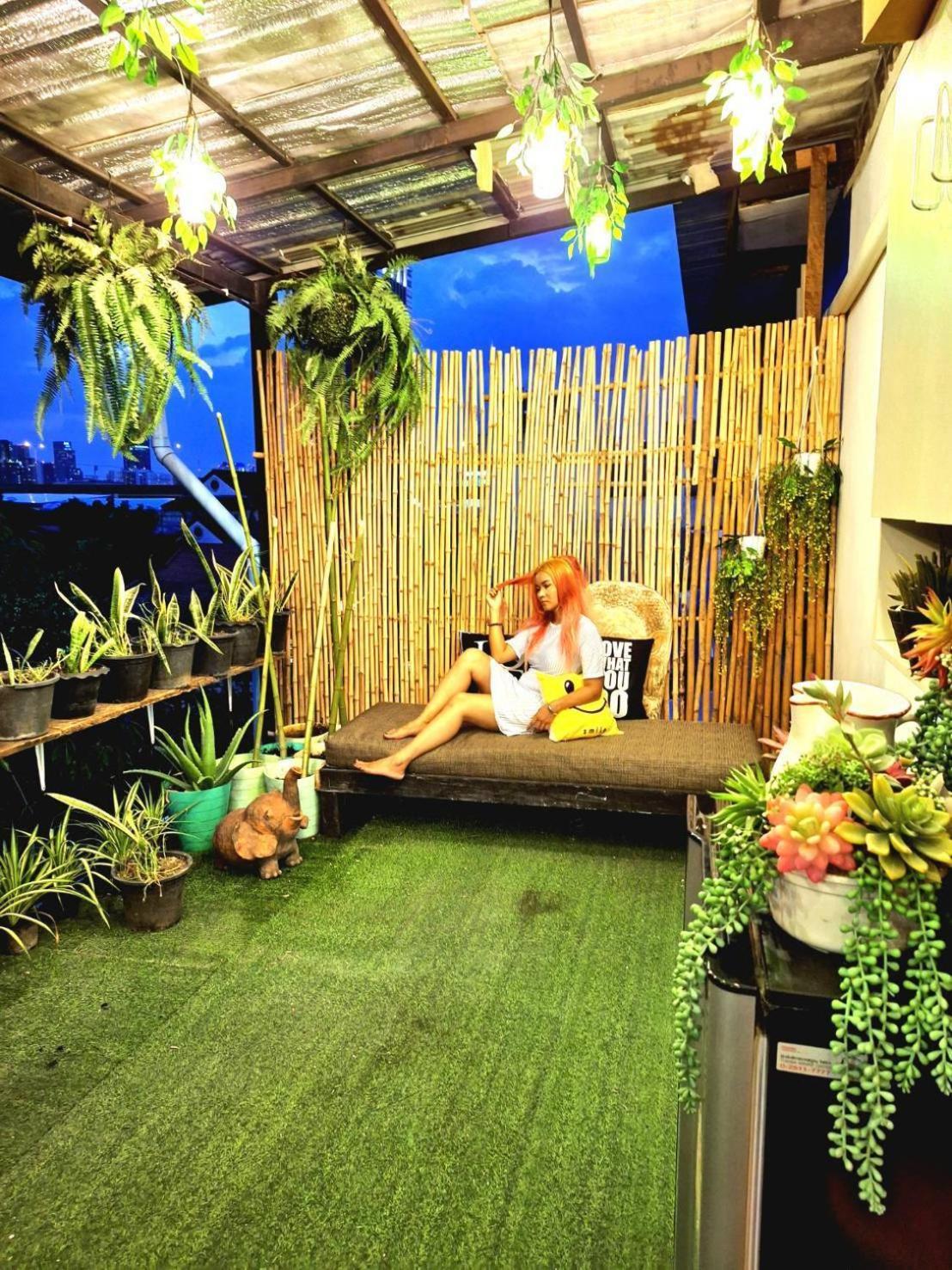 Auberge de jeunesse Ez Sleep @ Ratchada 19 à Bangkok Extérieur photo